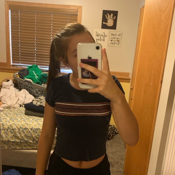 Tight Cropped tshirt - Picture 1 of 2